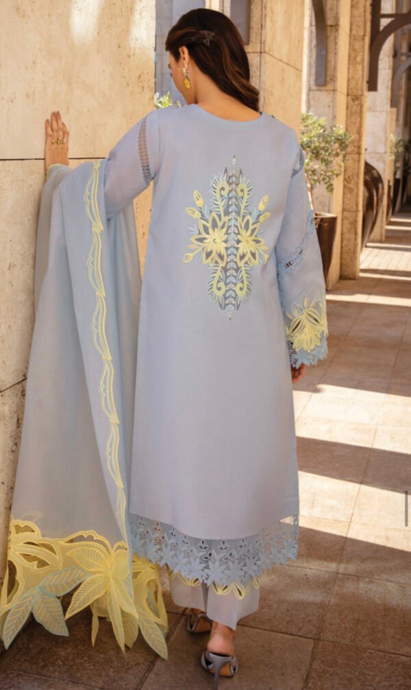 ELNAZ - Image 2