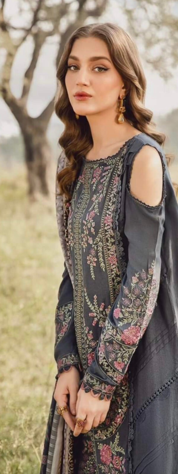 Maria b - M print -6A-winters collection 2024 - Image 3