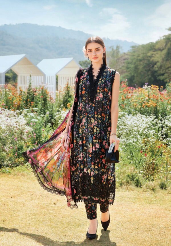M print 2025 - summer lawn - code 7B